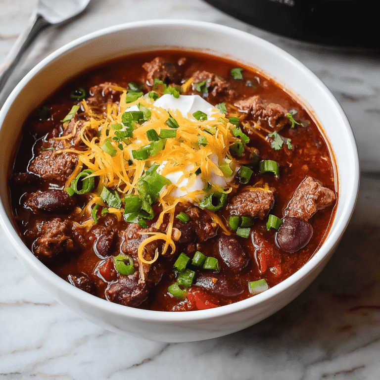 Rich & Hearty Slow Cooker Beef Chili Recipe